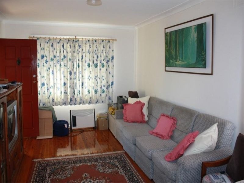 12 Derna Road, Holsworthy NSW 2173
