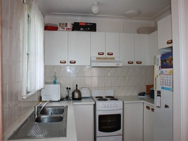 12 Derna Road, Holsworthy NSW 2173