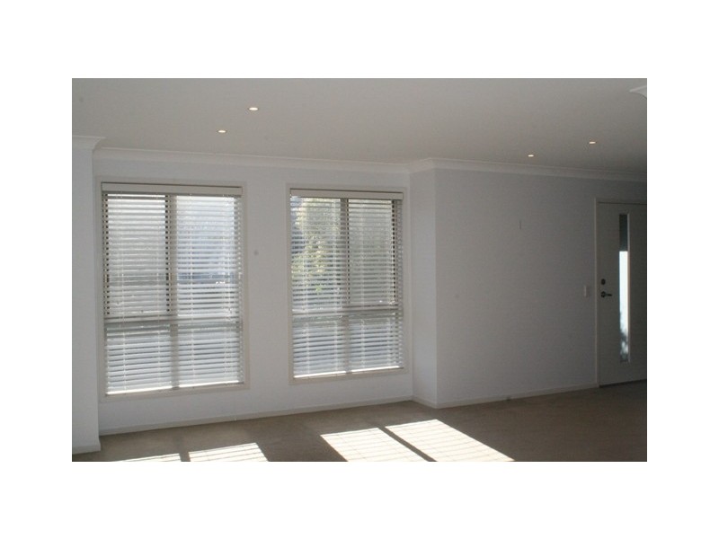 34 Whitfield Parade, Hammondville NSW 2170