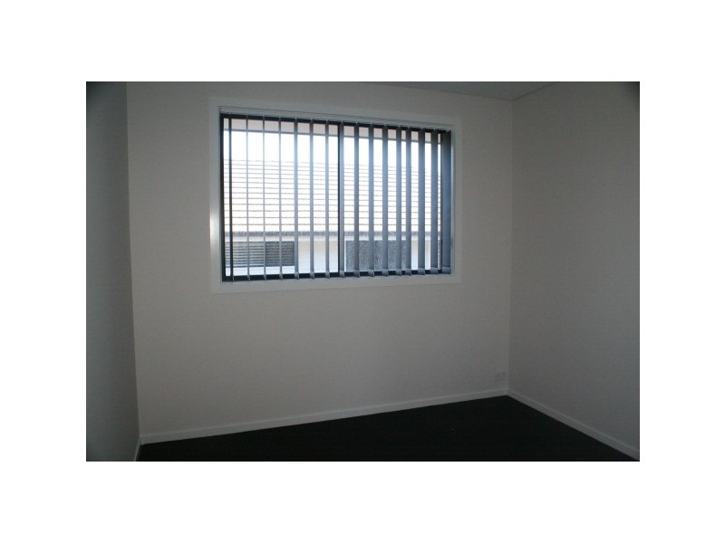 17 Hoy Street, Moorebank NSW 2170