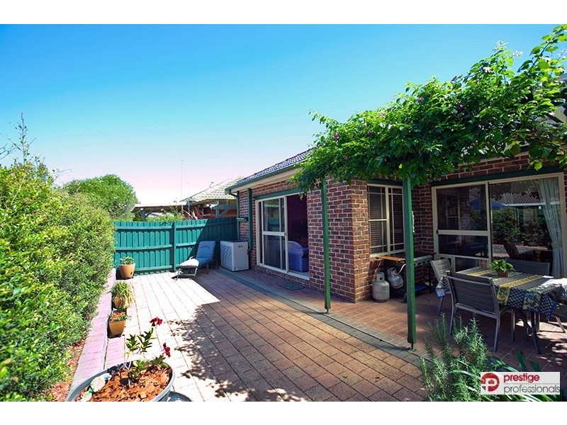 13 Kanangra Court, Wattle Grove NSW 2173
