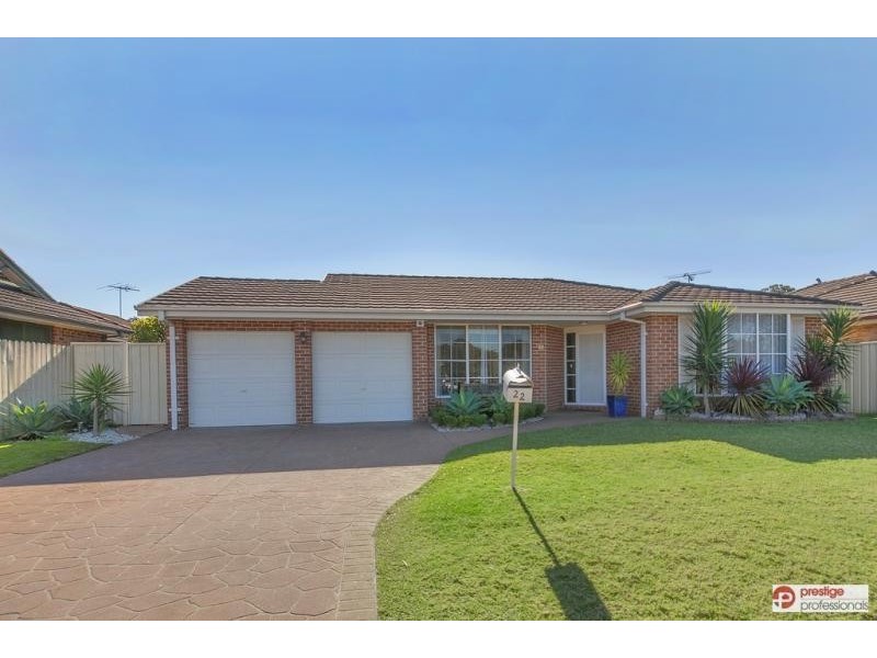 22 Barwon Court, Wattle Grove NSW 2173