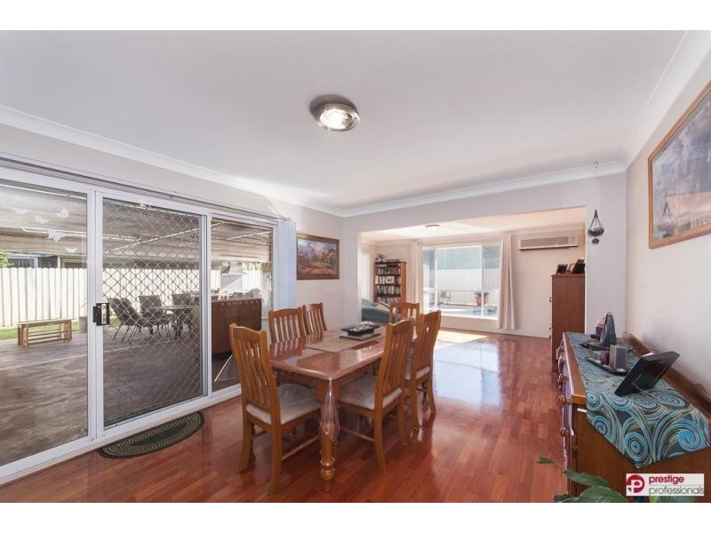 22 Barwon Court, Wattle Grove NSW 2173