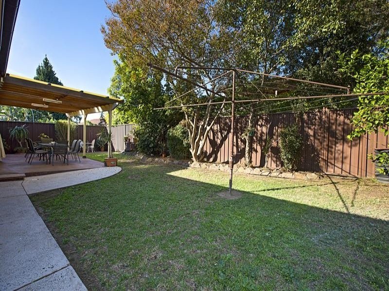 13 Tallowood Ave, Casula NSW 2170