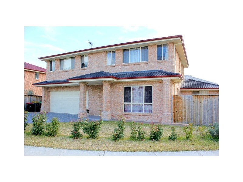 12 McKinnon Close, Holsworthy NSW 2173