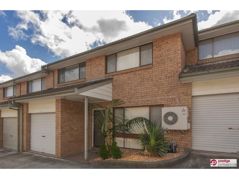 2/220 Newbridge Road, Moorebank NSW 2170