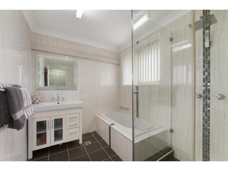 2/220 Newbridge Road, Moorebank NSW 2170