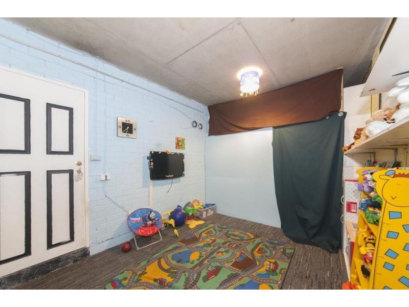 2/220 Newbridge Road, Moorebank NSW 2170