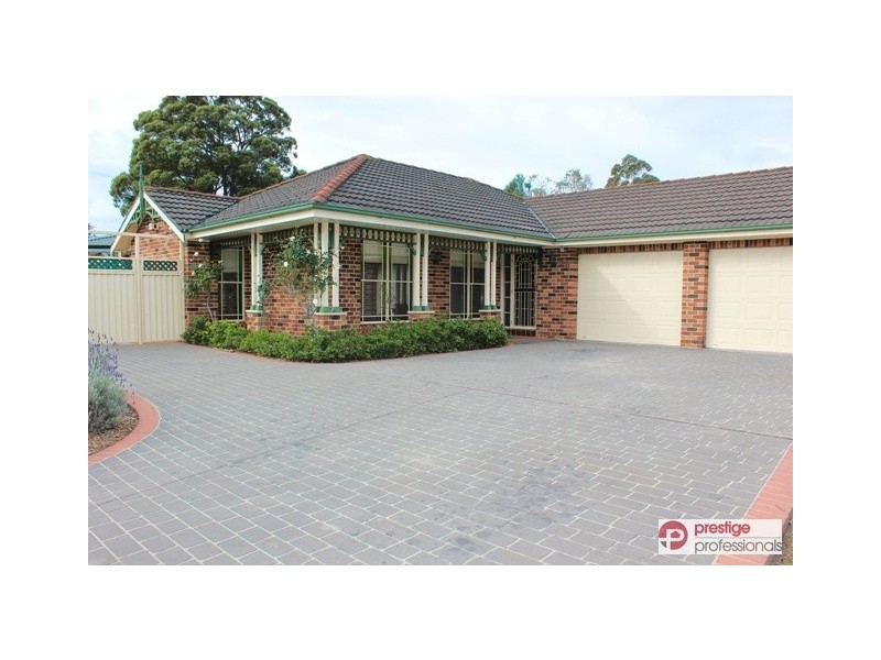 50 Daintree Drive, Wattle Grove NSW 2173