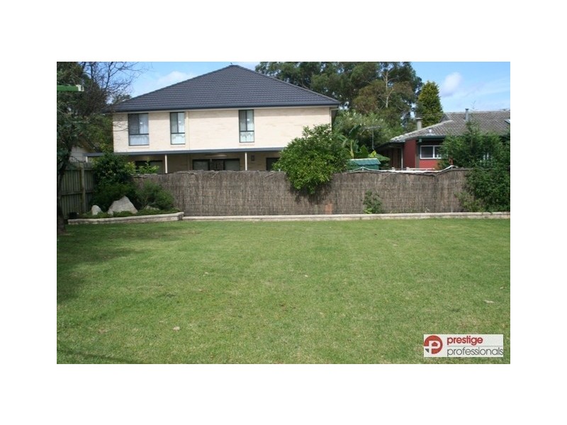 50 Daintree Drive, Wattle Grove NSW 2173