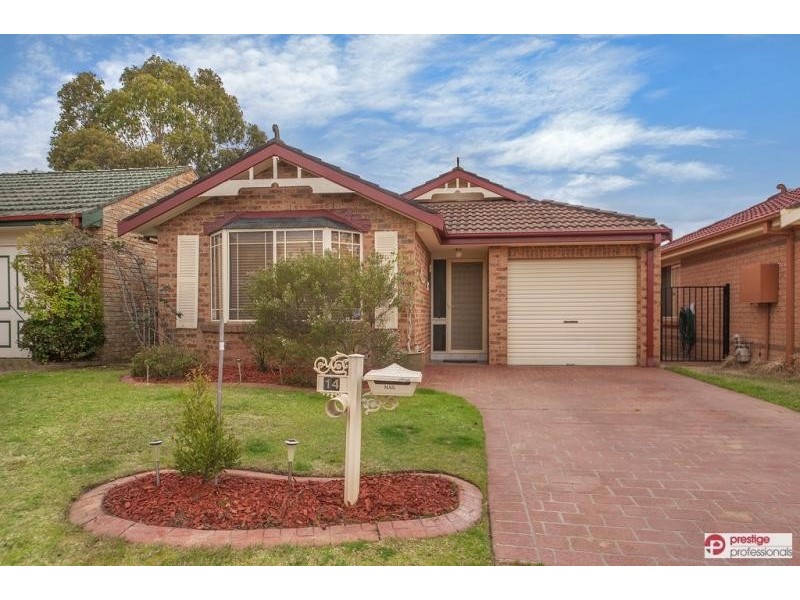 14 Lanyon Court, Wattle Grove NSW 2173