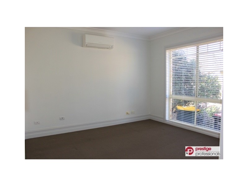 4/3 Church Road, Moorebank NSW 2170