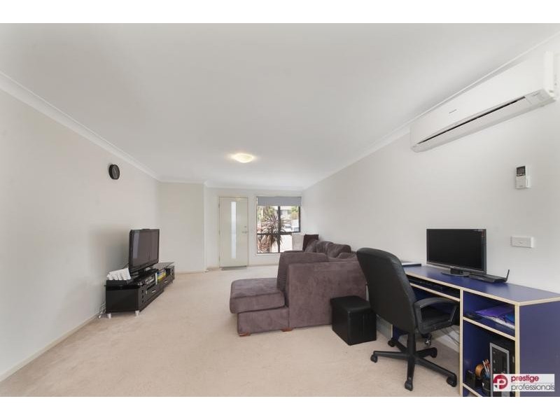 1/7 Hamlin Circuit, Holsworthy NSW 2173