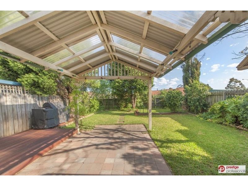 20 Kanangra Court, Wattle Grove NSW 2173