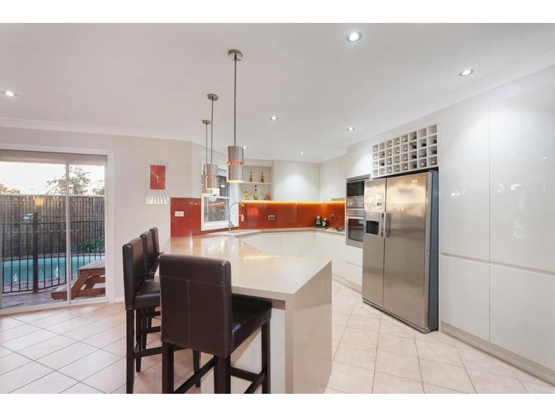 8 Balala Court, Wattle Grove NSW 2173