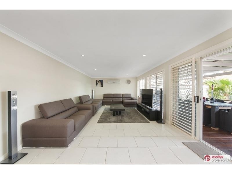 14 Padbury Street, Chipping Norton NSW 2170