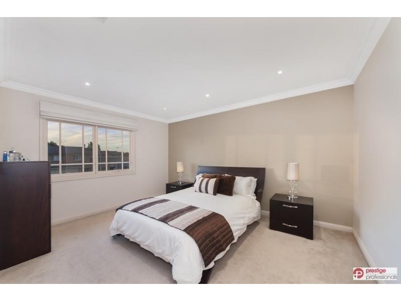 58 Nottingham Crescent, Chipping Norton NSW 2170