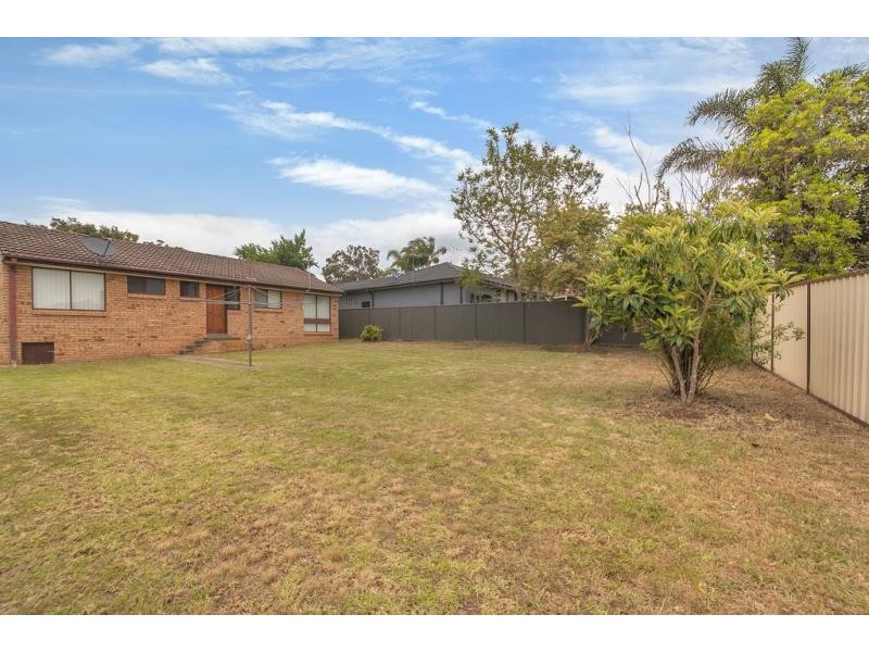 66 Evelyn Street, Macquarie Fields NSW 2564