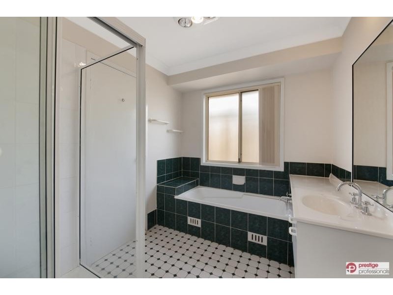 26 Bodalla Court, Wattle Grove NSW 2173