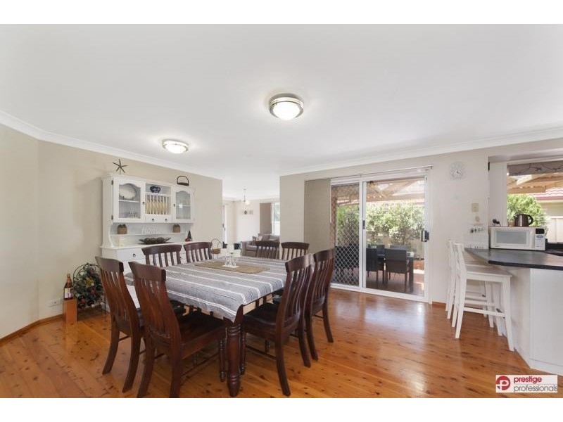 6 Chelsea Garden Court, Wattle Grove NSW 2173