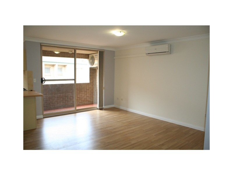 19/100-124 Terminus Street, Liverpool NSW 2170