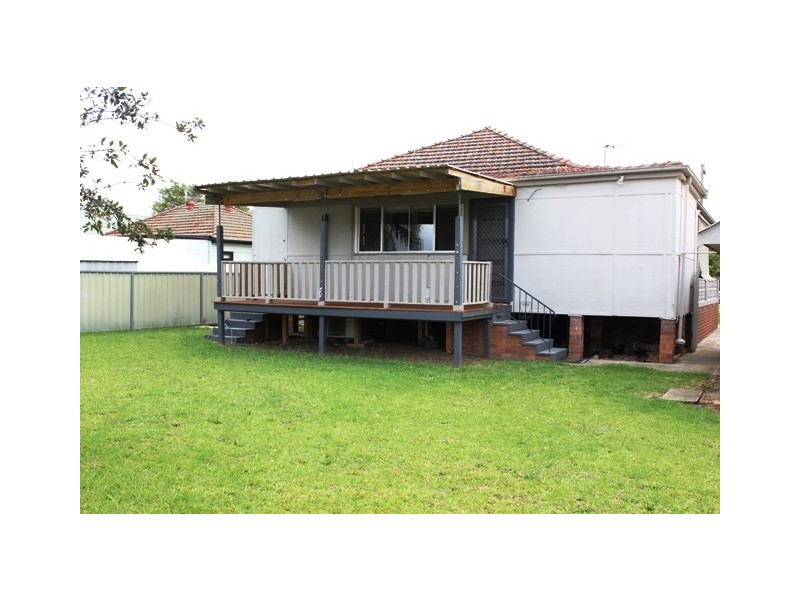 38 Cooper Avenue, Moorebank NSW 2170