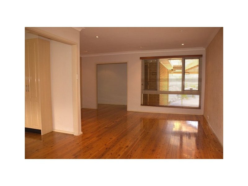 100 Longstaff Avenue, Chipping Norton NSW 2170