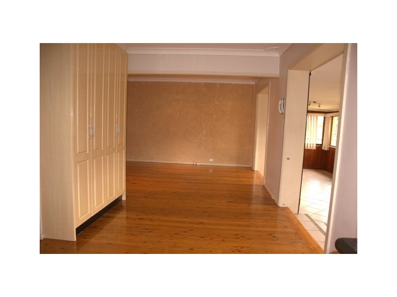 100 Longstaff Avenue, Chipping Norton NSW 2170