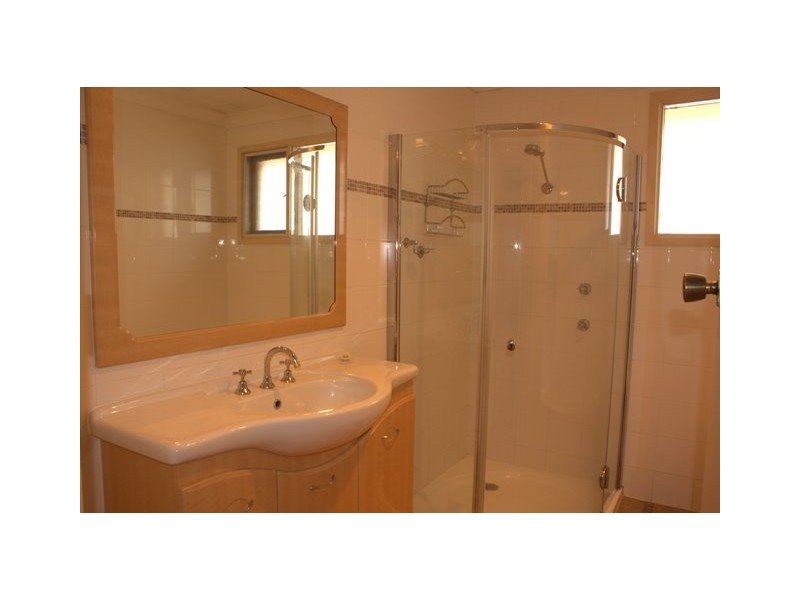 100 Longstaff Avenue, Chipping Norton NSW 2170