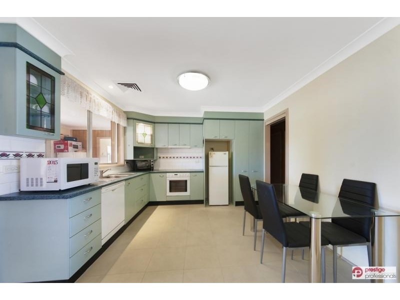 23 Maddecks Avenue, Moorebank NSW 2170