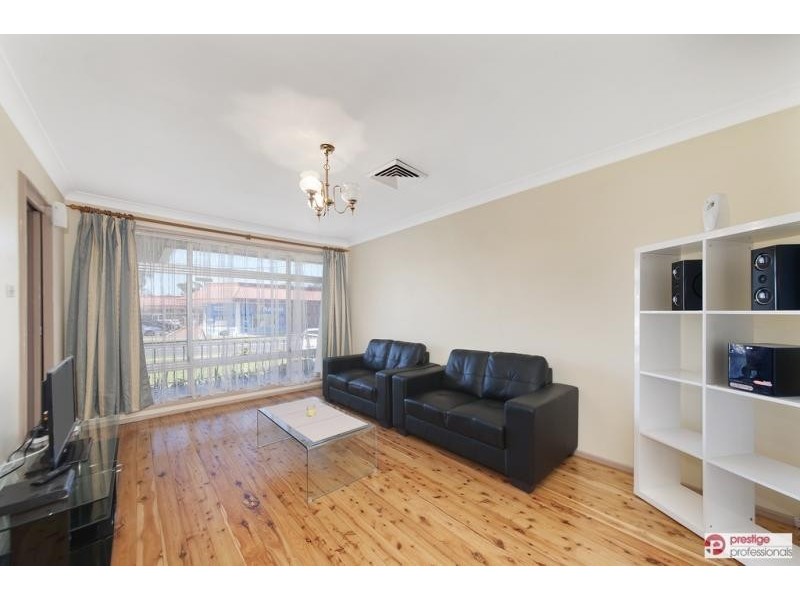 23 Maddecks Avenue, Moorebank NSW 2170