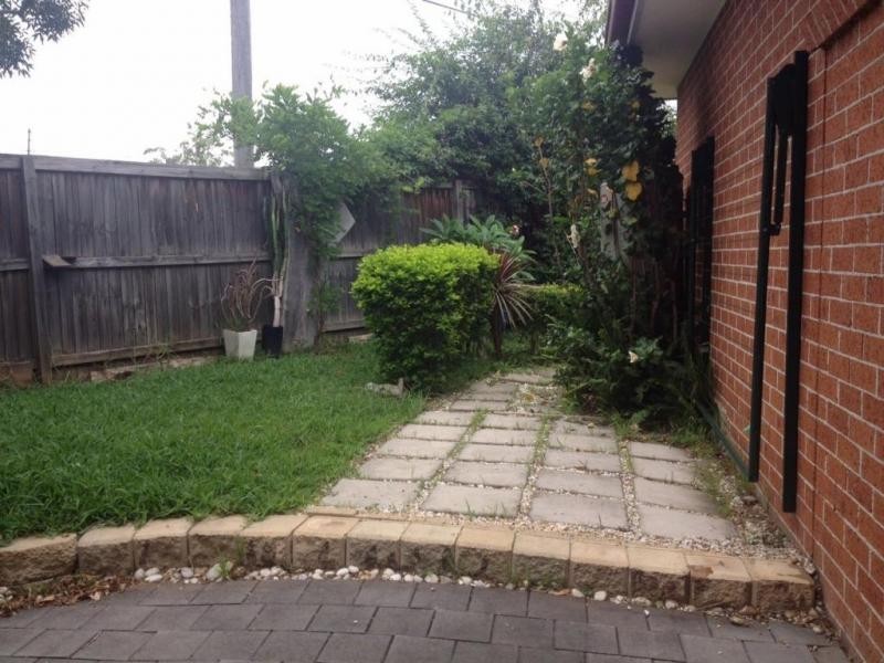 9/36 Holland Crescent, Casula NSW 2170