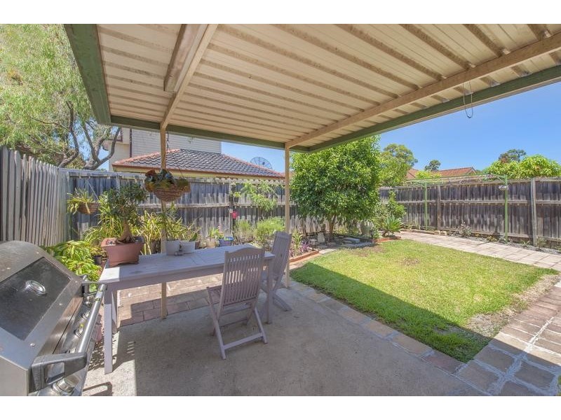 19 Claremont Court, Wattle Grove NSW 2173