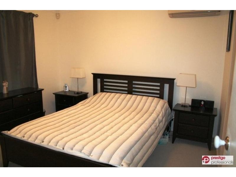 7 Murray Court, Wattle Grove NSW 2173