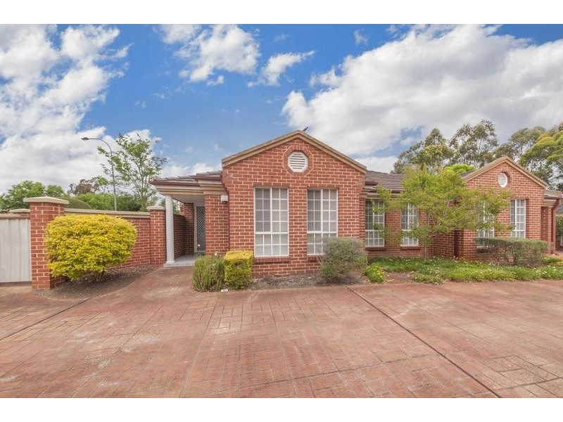 1/32 Claremont Court, Wattle Grove NSW 2173