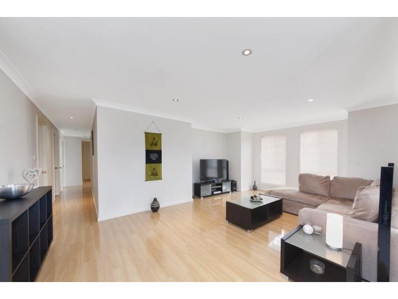 1/32 Claremont Court, Wattle Grove NSW 2173