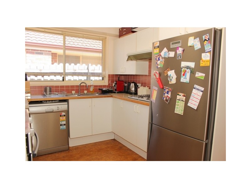 10 Glengyle Court, Wattle Grove NSW 2173