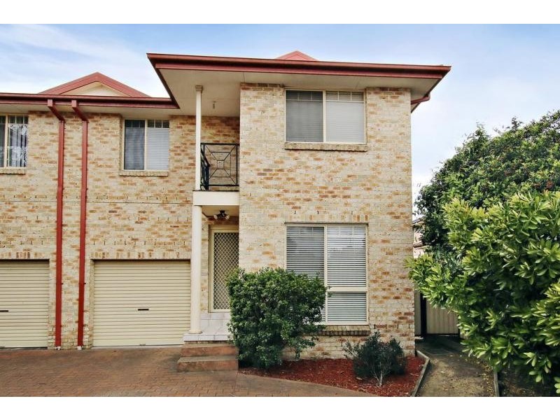 4/3 Church Road, Moorebank NSW 2170