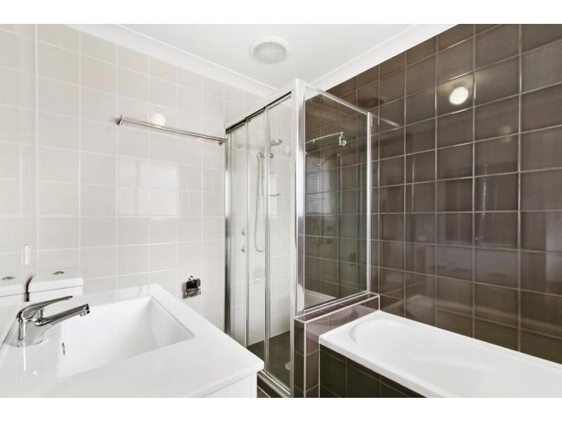 4/3 Church Road, Moorebank NSW 2170