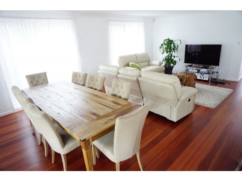 29 Castle Rock Court, Wattle Grove NSW 2173