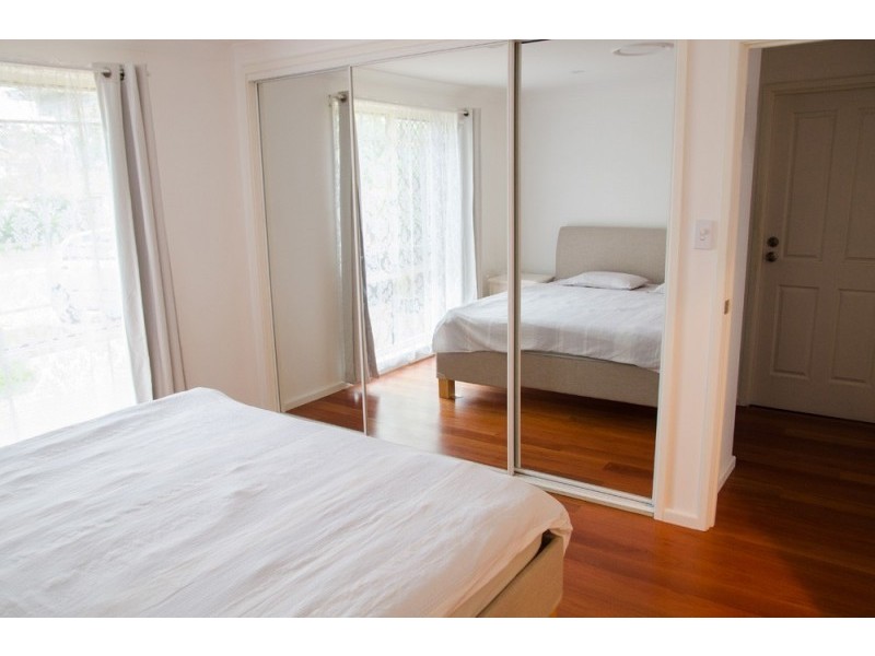 29 Castle Rock Court, Wattle Grove NSW 2173