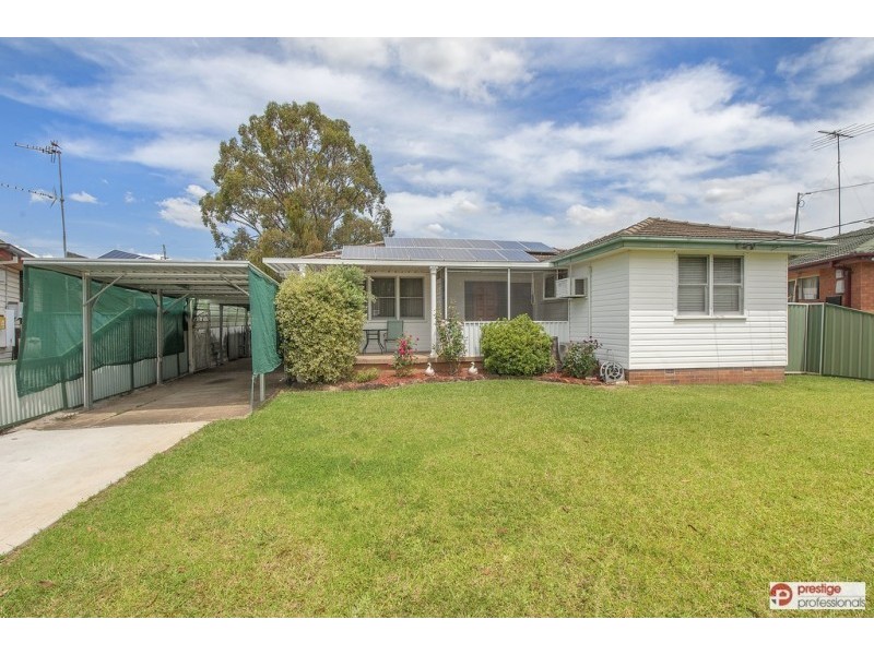 26 Gabo Crescent, Sadleir NSW 2168