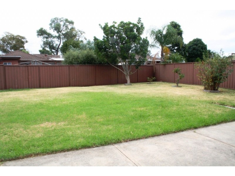 9 Hillcrest Avenue, Moorebank NSW 2170