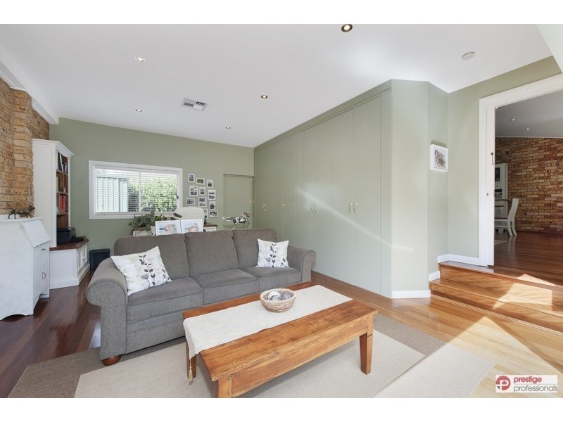 5 Havilah Court, Wattle Grove NSW 2173