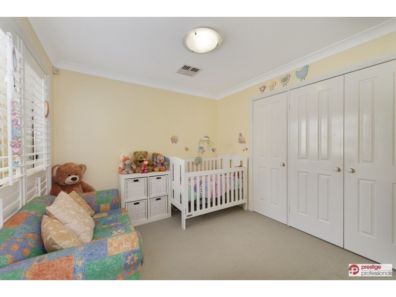 5 Havilah Court, Wattle Grove NSW 2173