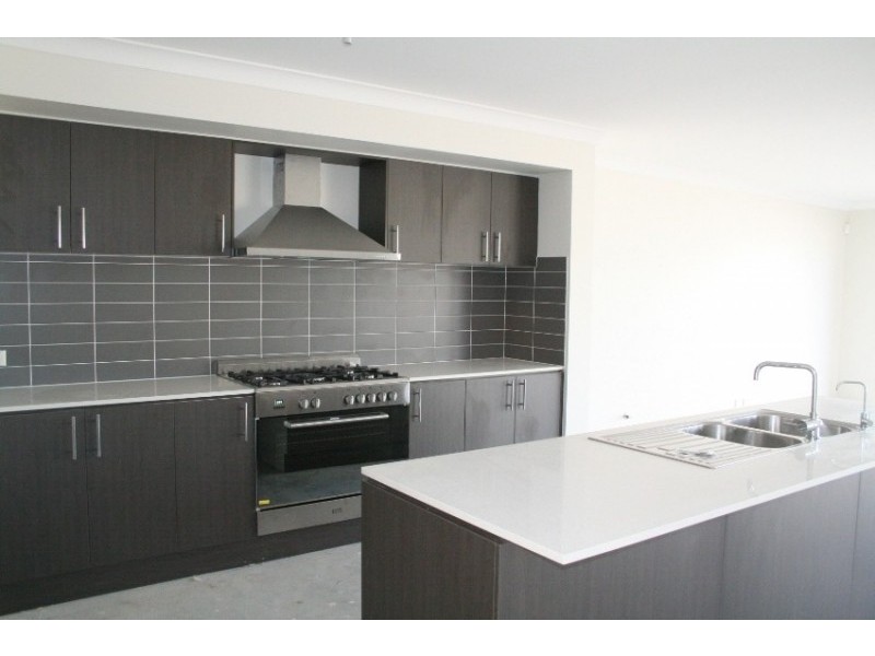 11 Turton Road, Moorebank NSW 2170