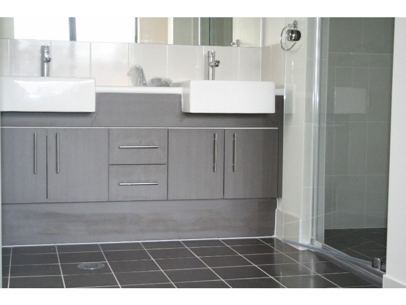 11 Turton Road, Moorebank NSW 2170