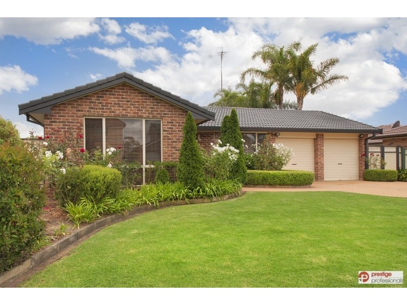 5 Bodalla Court, Wattle Grove NSW 2173