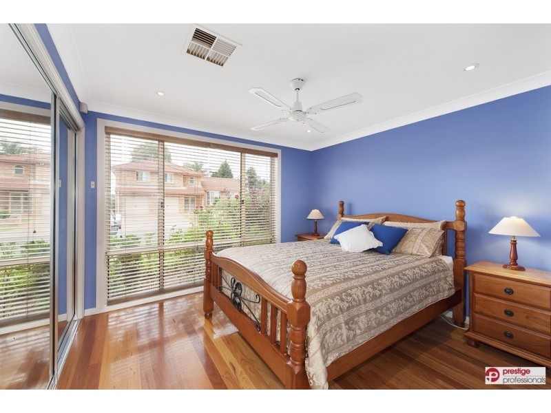 5 Bodalla Court, Wattle Grove NSW 2173