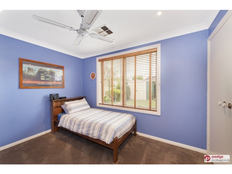 5 Bodalla Court, Wattle Grove NSW 2173